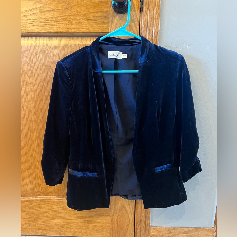 Eliza J deep blue velvet blazer